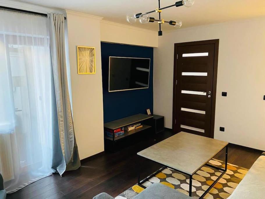 Aparthotel City Center Targu Ocna المظهر الخارجي الصورة